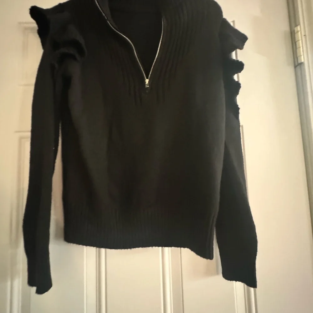 Black Women's Sweater with Ruffle Details - Picture 5 of 9